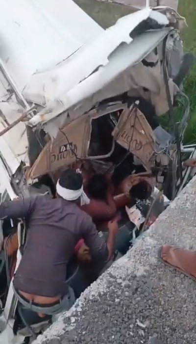 Kota Expressway Tragedy: 8 Dead, 17 Injured as Bus Falls into Ditch