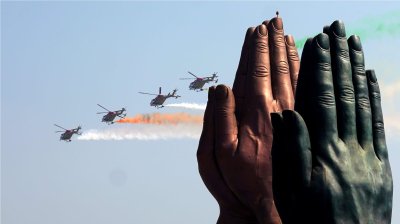 भारतीय वायु सेना की 94वीं वर्षगांठ के पर वाराणसी में ‘विंग्स ओवर गंगा’ एयर शो