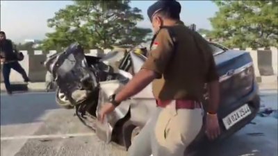 तीनपानी फ्लाईओवर पर दर्दनाक हादसा, JEE के दो छात्रों की मौत