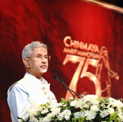 \'अद्वैत\' से थमेगा वैश्विक संकट, छोड़नी होगी \'जीरो-सम गेम\' की सोचः जयशंकर