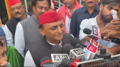 यूपी से हटेंगे तो देश से हटेंगे\', अखिलेश यादव ने कार्यकर्ताओं से किया एकजुट होकर मुकाबले का आह्वान