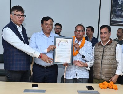 सेवानिवृत्त कार्मिकों का योगदान सदैव स्मरणीय रहेगा : बंशीधर तिवारी