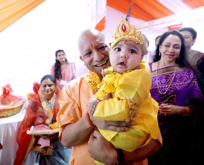 \'योगी बाबा आयो हैं और 1051 करोड़ लायो हैं\', विधायक श्रीकांत शर्मा ने गिनाए ब्रज के विकास कार्य