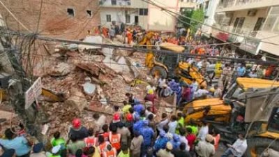 Satya Niketan Building Collapse: 6 Dead, Rescue Ops Continue