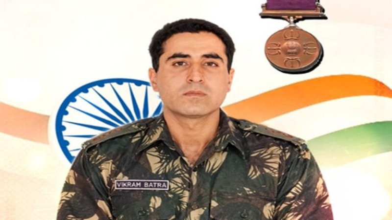 कैप्टन विक्रम बत्रा को देश का नमन, शौर्य को किया याद