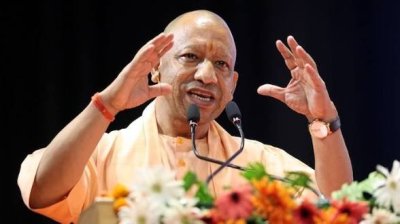 मेहनत और प्रतिभा को सम्मान देगी योगी सरकार, विद्यालयों के वार्षिकोत्सव में मिलेगा पुरस्कार