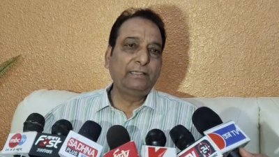 छापे में काला धन मिलना बताता है, कांग्रेस का हाथ हमेशा भ्रष्टाचारियों के साथ: चमोली