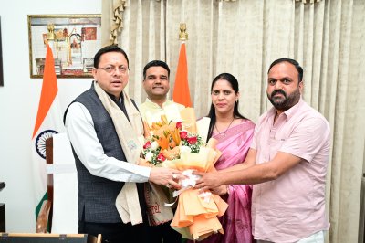 जिला सहकारी बैंक के नवनिर्वाचित पदाधिकारियों ने सीएम धामी से की मुलाकात