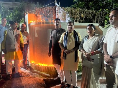 मोदी काल के विकास पुंजो समेत बूथों को \'आशीर्वाद के दियों\' से भाजपा ने किया रोशन!