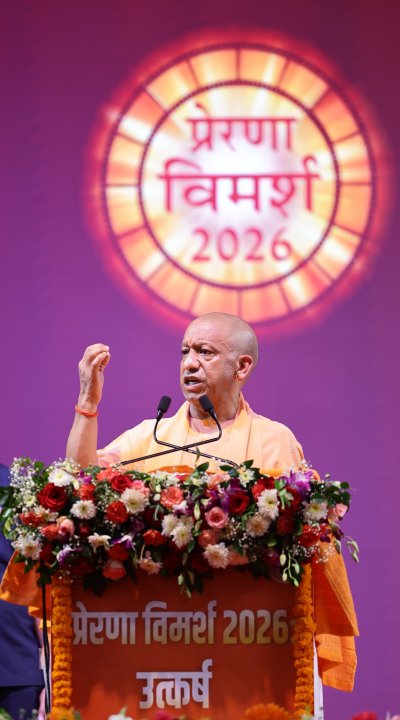 झूठ की गूंज में कांग्रेस के युवराज का आचरण नारी शक्ति का अपमान: मुख्यमंत्री योगी