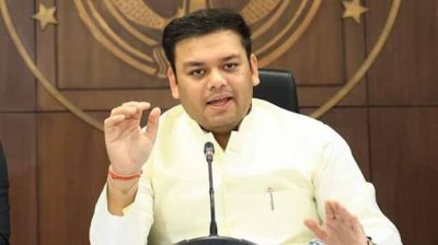 ‘सत्ता में रहते नहीं की लोधी समाज की चिंता, आज वोट के लिए पी रहे हैं चाय’: अखिलेश पर बरसे मंत्री संदीप सिंह