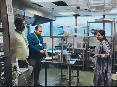 ‘शुद्ध ही शुभ है’ अभियान में होटल-रेस्टोरेंटों की सघन जांच, गंभीर खामियों पर लाइसेंस निलंबन की संस्तुति