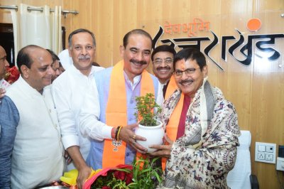 भाजपा के नवनियुक्त प्रदेश महामंत्री संगठन फनींद्रनाथ शर्मा ने संभाला पदभार