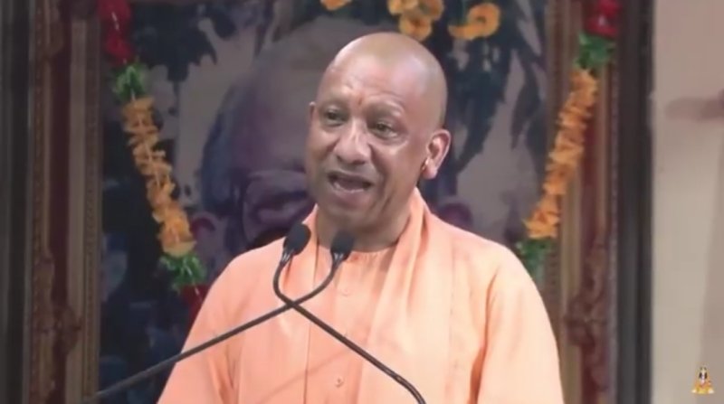 ‘धरती माता को बचाना है तो भारतीय नस्ल की गौ माता को बचाना होगा’: सीएम योगी